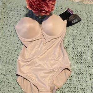 Shape Away® Strapless Shaping Bodysuit